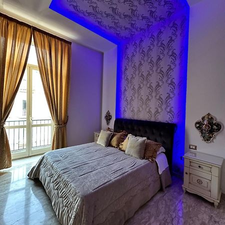 Gold94 Bed and Breakfast Napels Buitenkant foto